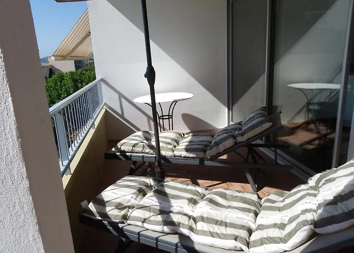 Appartement Avec Splendide Vue Sur Le Lavandou